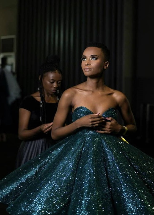 Mỹ nhân da màu chưa tiết lộ các kế hoạch cụ thể sau khi trao vương miện cho người kế nhiệm. Tuy nhiên, Zozibini Tunzi khẳng định cô tiếp tục theo đuổi phong trào bình đẳng giới và nữ quyền.