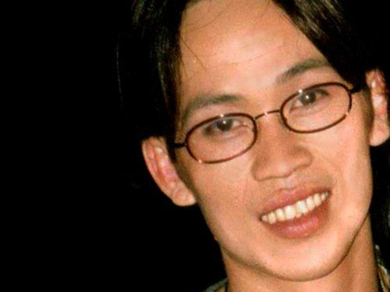 Hoài Linh trở nên nổi tiếng khi cộng tác với danh hài Vân Sơn. Ảnh: Vietnamnet