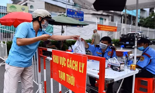 TP.HCM dung hoat dong trung tam thuong mai tu 0h ngay 31/5