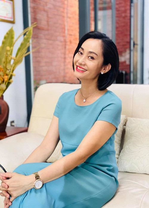 Từ năm 2015 đến nay, Hạnh Thúy là ủy viên Ban chấp hành Hội Điện ảnh TP HCM, tham gia giảng dạy tại trường Đại học Sân khấu - Điện ảnh TP HCM (từ tháng 10/2020 đến nay).