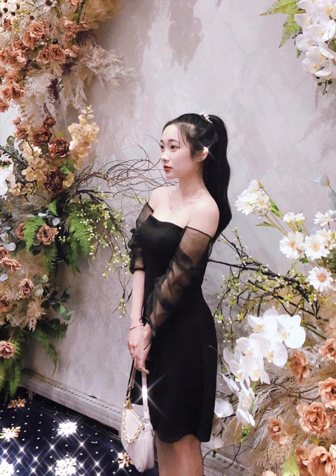 Hiện tại, việc đi quay và dạy Toán online của Hà Phương vẫn diễn ra hằng ngày, bên cạnh đó, cô sắp xếp thời gian biểu hợp lý để có thể theo đuổi những công việc khác.