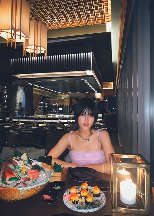 Nữ diễn viên phim "Hương vị tình thân" nổi tiếng trên mạng xã hội với nghệ danh "Tuyết Bít".