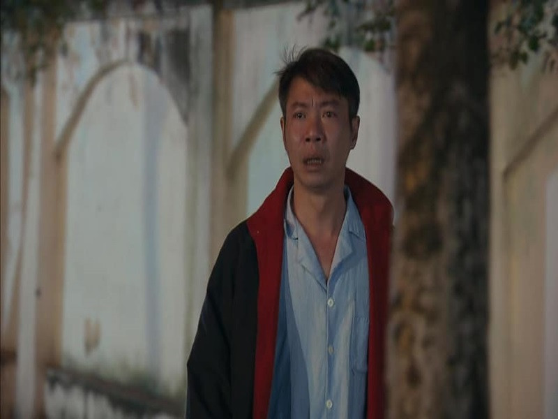 Bà xã của Công Lý thường xuyên chia sẻ các dự án nghệ thuật của chồng. Gần đây, cô ủng hộ phim "Hương vị tình thân" và "Hướng dương ngược nắng" có Công Lý tham gia diễn xuất.