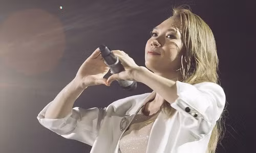 San van dong ngap rac sau liveshow, My Tam chinh thuc len tieng-Hinh-3