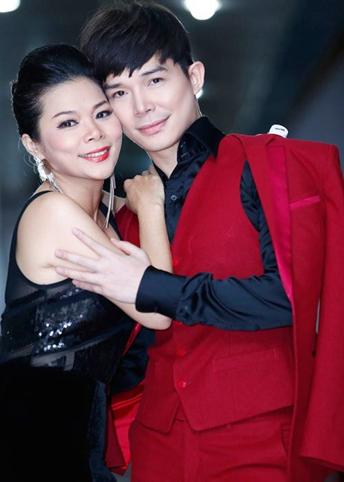 Mỹ Lệ và Nathan Lee bắt đầu chơi với nhau vào năm 2006 khi nam ca sĩ chưa về Việt Nam hoạt động nghệ thuật. Cả hai có nhiều điểm chung, đặc biệt là thích trồng cây. Ảnh: Khám phá