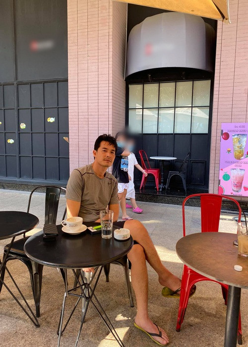 Nam diễn viên có con gái chung với Phượng Chanel vào cuối năm 2019. Gần đây, anh chia tay bạn gái.