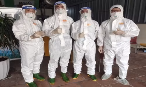 Nhat ky cua SV Hoc vien Quan y: Sach bong ‘giac COVID’, toi moi ve