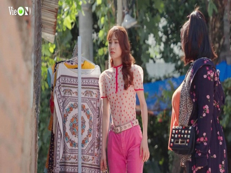 Nhã Phương còn kể khi vào vai Báu, cô phải giảm cân để mặc vừa trang phục của nhân vật này. Ảnh: Zing