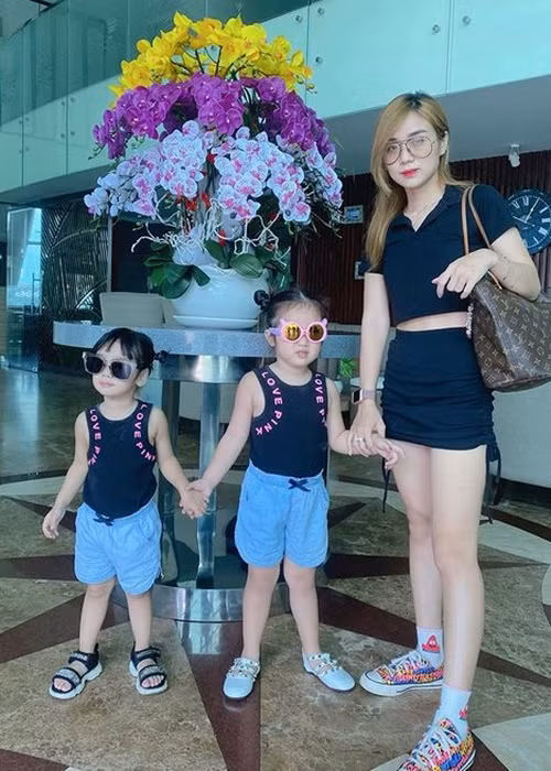  Vợ cũ Hoài Lâm tỏ ra không mấy quan tâm đến lời bàn tán của dư luận về mối quan hệ với Đạt G.