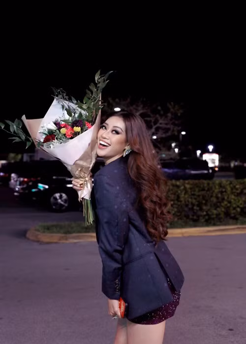 Sau đêm chung kết, Khánh Vân chia sẻ: "Vân chỉ muốn nói là Vân yêu và cảm ơn cả nhà mình rất nhiều, cảm ơn mọi người đã luôn yêu thương, ủng hộ Vân trong suốt thời gian qua".