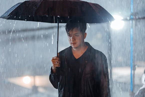 Đầu tháng 6/2020, Cao Thái Sơn đánh dấu sự trở lại thị trường âm nhạc bằng MV "Khóc giữa trời mưa" hợp tác cùng nhạc sĩ Vương Anh Tú và đạo diễn nổi tiếng với những MV triệu view Ka Wail Tuấn Anh - Võ Huy Thăng. Đây là dự án âm nhạc đầu tiên mà anh đặt nhiều tâm huyết về chi phí sản xuất lẫn thời gian cho việc ra mắt sản phẩm, cũng như tin tưởng vào một ekip hoàn toàn mới, toàn những người thuộc thế hệ trẻ 9X đầy năng lượng, nhiệt huyết và sáng tạo. Thế mạnh của giọng ca ballad trầm ấm, nam tính của nam ca sỹ được phát huy trong một câu chuyện drama kịch tính, thu hút. Được biết, ca khúc này là dự án đầu tiên Cao Thái Sơn tham gia với vai trò nhà sản xuất dự án và người dẫn chuyện – giúp anh thể hiện được vai trò mới sau nhiều năm cầm míc biểu diễn.