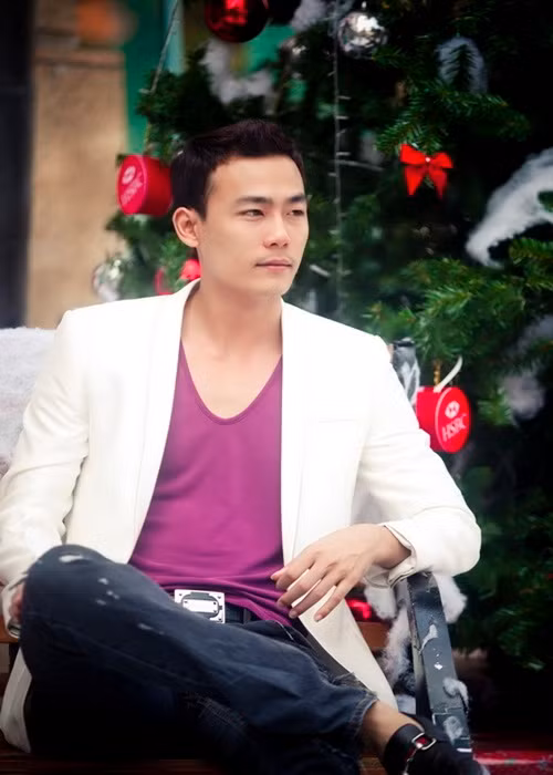 Hình ảnh Sơn Tùng trước khi tăng cân, cạo trọc đầu. Ảnh: Vietnamnet