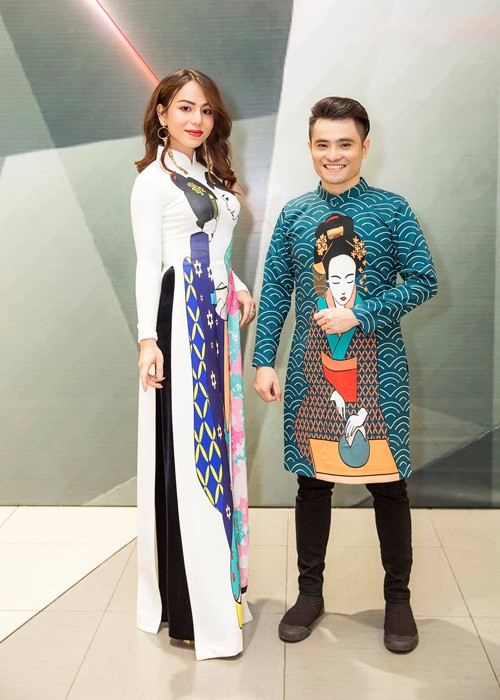 Nhật Dũng chính là 1 trong 2 nhà thiết kế thời trang vinh dự được chọn để thiết kế trang phục áo dài trong chương trình biểu diễn thời trang Đại lễ kỷ niệm 1.000 năm Thăng Long - Hà Nội.