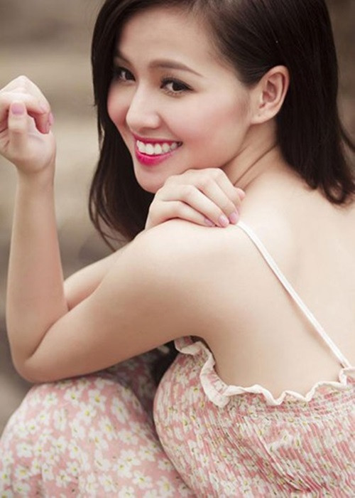 Năm 2014, khi vướng scandal tình tiền với anh trai của Bảo Thy, Tâm Tít cũng bị nhãn hàng quay lưng. Theo Báo Đất Việt, nhiều nguồn tin cho biết các nhãn hàng không còn mặn mà với hình ảnh đại diện của Tâm Tít. Ảnh: Đất Việt