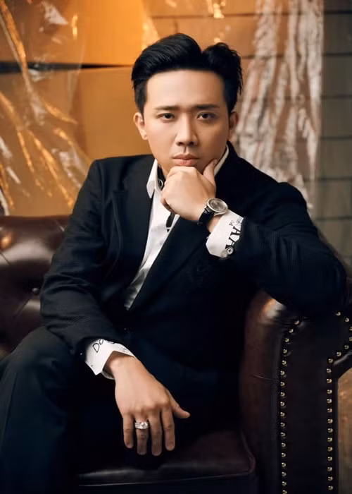 Năm 2020, chỉ vì một tài khoản Facebook dựng chuyện bay lắc, Trấn Thành phải giải trình với 10 nhãn hàng quảng cáo. Ngoài ra, ông xã của Hari Won không thể ký hai hợp đồng quảng cáo do các nhãn hàng lấn cấn sợ bị vạ lây.