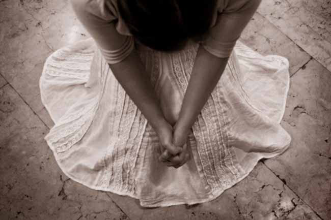 Trầm uất: Béo phì dẫn đến trầm cảm ở nhiều bệnh nhân. Những người béo phì, hoặc cho rằng mình béo, thường có mặc cảm về bản thân, sợ hãi ánh mắt của người khác. Họ thường dần xa lánh mọi người xung quanh.