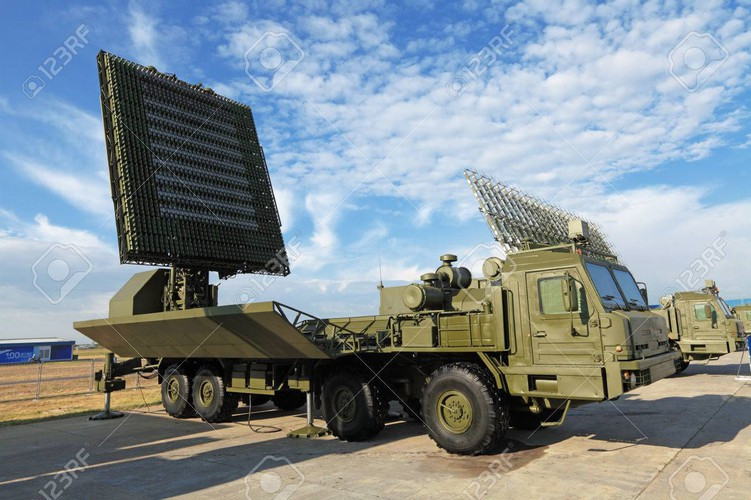 Tại Vileyka có trung tâm liên lạc số 43 của hải quân Nga được triển khai từ giữa những năm 1960, đây là một "cánh đồng" ăng ten khổng lồ với tháp cao 300 mét, trải dài trên diện tích 400 ha.