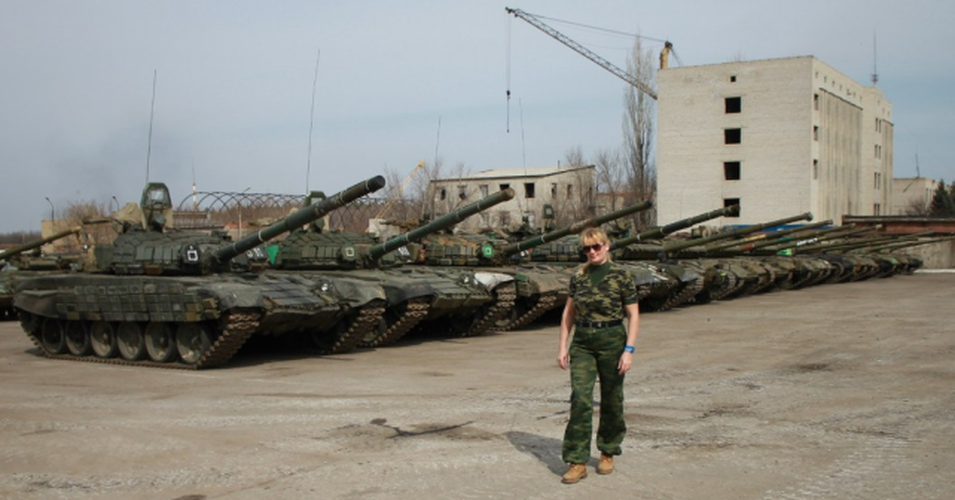 "Cần nhớ lại rằng vào năm 1996, Belarus và Nga đã ký một thỏa thuận về việc triển khai trung tâm liên lạc số 43 của hải quân Nga (khu vực Minsk) và trạm radar cảnh báo tấn công tên lửa tại trung tâm kỹ thuật vô tuyến Baranovichi (vùng Brest)".