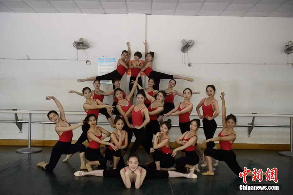 Hiện tại, đây là một trong những ngôi trường được đánh giá là sang chảnh và bí ẩn nhất Trung Quốc.