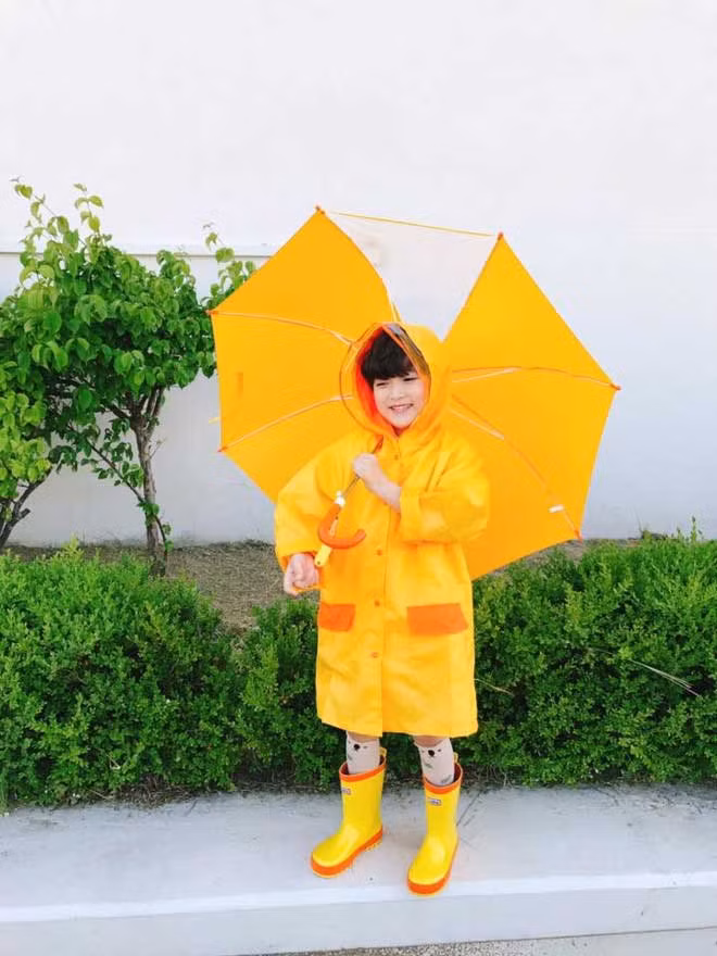 Đầu năm nay, Tae Ho được Koreaboo bình chọn là một trong 9 em bé đẹp nhất xứ Hàn. Không chỉ yêu mến Tae Ho như người mẫu nhí, nhiều người còn hy vọng rằng nhóc tỳ này sẽ tỏa sáng trong showbiz Hàn trong tương lai.