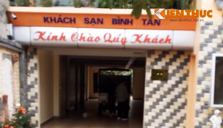 Chua khai an Den Tran, nguoi dan da “khai dao chem” khach-Hinh-2