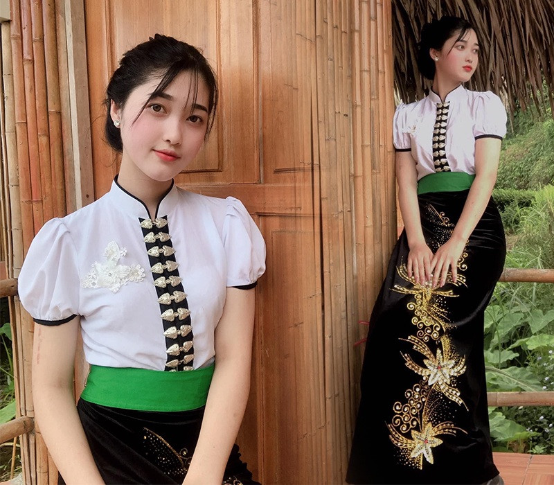 Đó chính là Giàng Thị Váng, thiếu nữ người đồng bào H'Mông ở huyện Bắc Quang, Hà Giang. Hiện tại, hot girl này đang theo học chuyên ngành ngôn ngữ Trung Quốc.