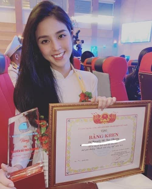 Cô nàng từng chiếm được thiện cảm của cộng đồng mạng vì tấm lòng nhân hậu và những nghĩa cử cao đẹp. (Ảnh: Facebook)