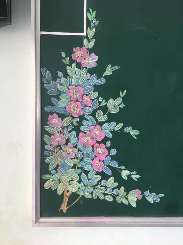 Những góc bảng gợi nên không khí ấm áp, hân hoan của ngày lễ tri ân thầy cô.