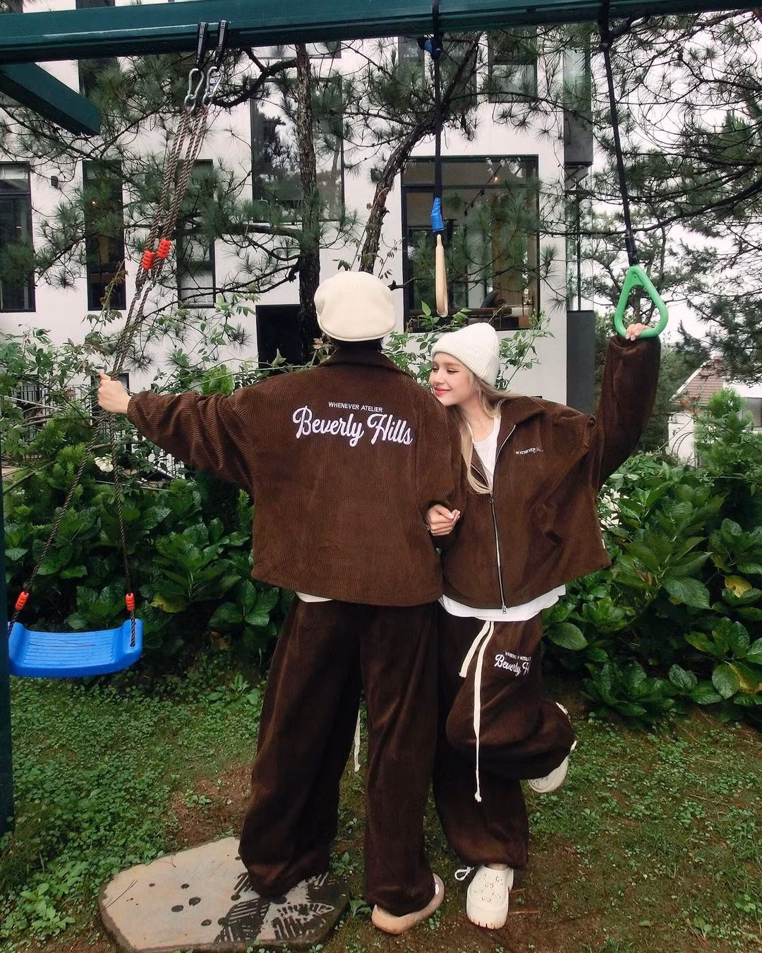 Thời gian qua, cả hai nhiều lần chia sẻ hình ảnh chụp chung.