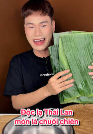 Dù hương vị không đặc sắc, thế nhưng lá chuối chiên vẫn đang ngày càng hot trên MXH khi dân tình đua nhau làm thử.