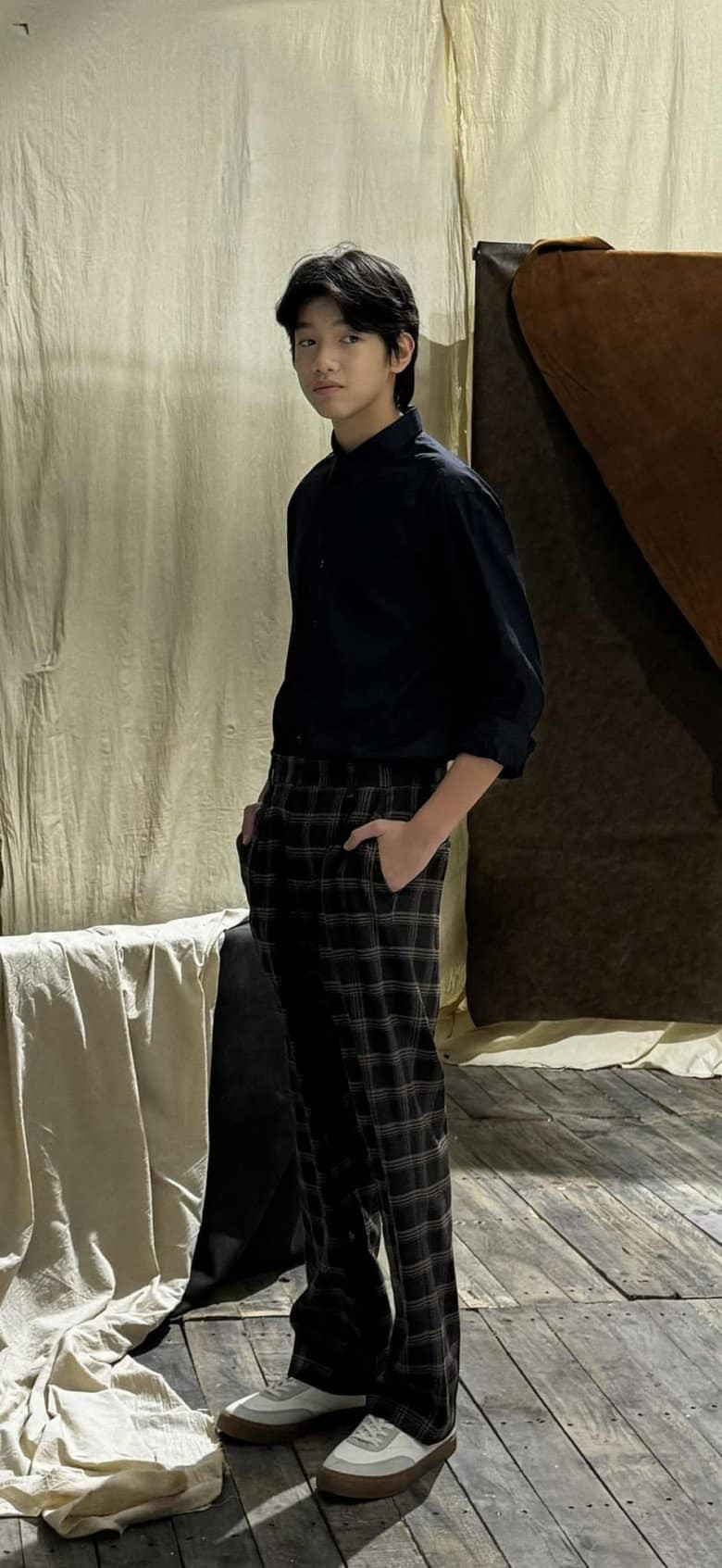 Được biết, hiện Subeo đang theo học trường Quốc tế Anh (BIS), thuộc hệ thống giáo dục Nord Anglia Education. Đây là trường quốc tế có học phí cao bậc nhất ở TP.HCM.