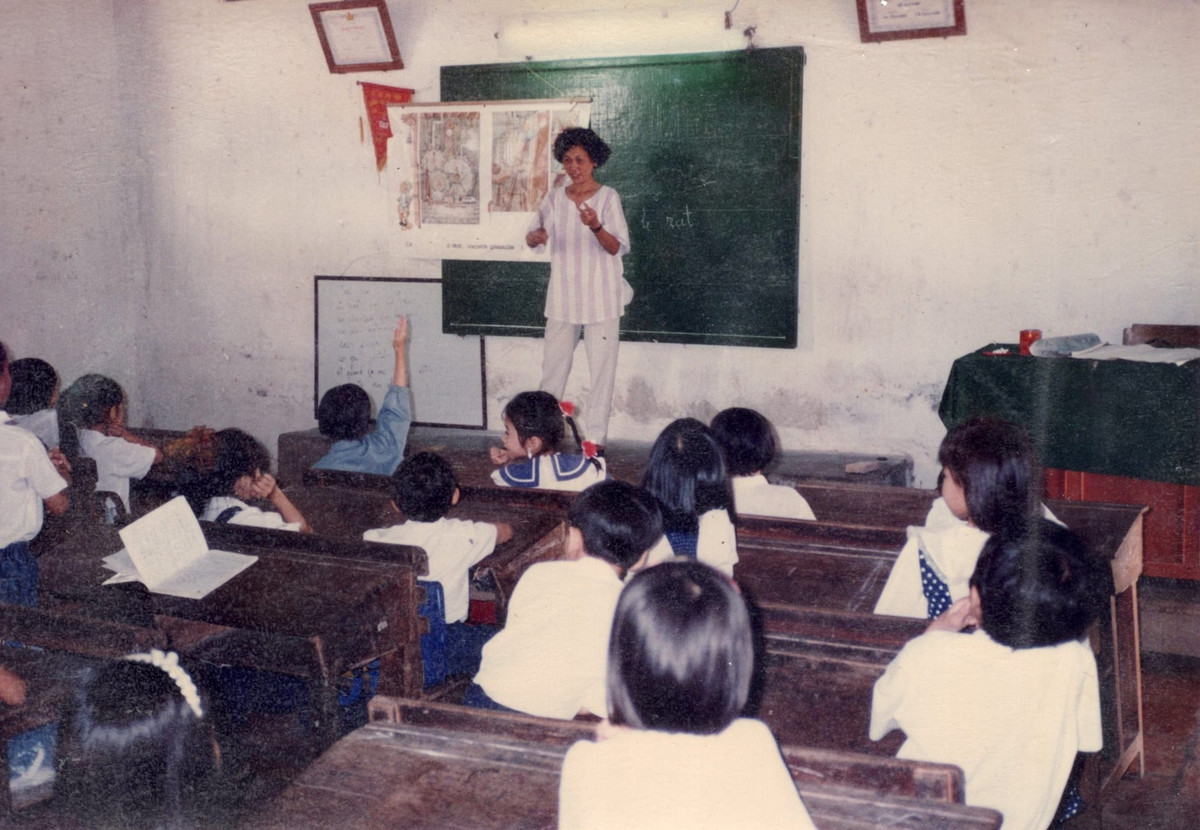 Lớp học tuy nhỏ nhưng tinh thần học tập thì lúc nào cũng sôi nổi.