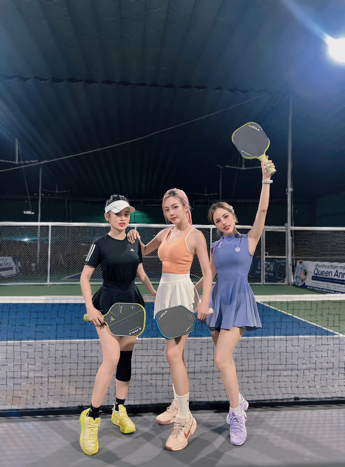 Ở tuổi 37 nữ MC vẫn giữ được vẻ ngoài trẻ trung, xinh đẹp dù đã là mẹ một con.