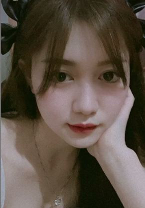 Được biết, nhà chồng của cô dâu này ở Thái Nguyên, cách Trùng Khánh (Cao Bằng) khoảng 200km, nên hai gia đình quyết định đến 24/11 mới tổ chức ăn cưới ở nhà trai.