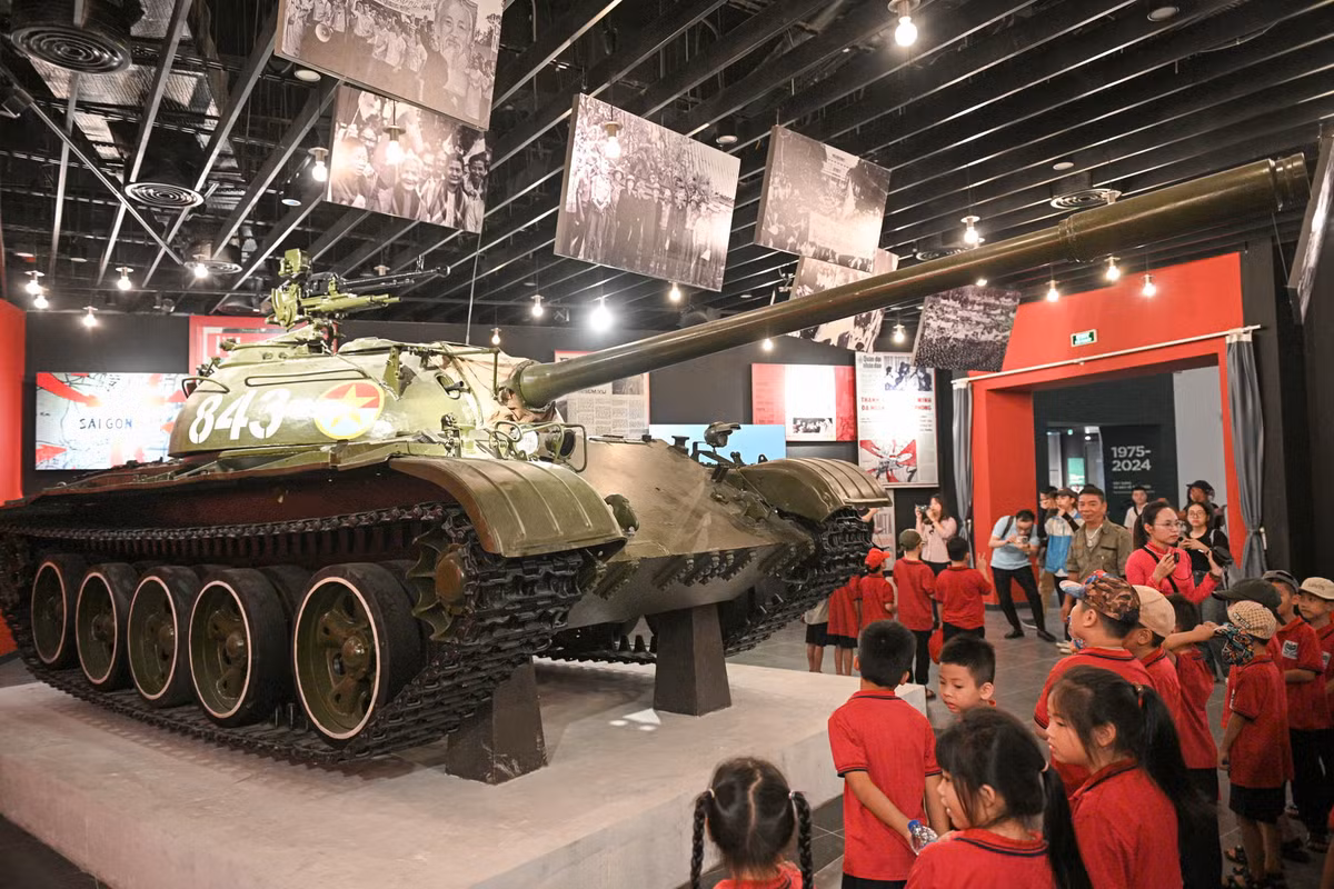 Bảo tàng hiện đang lưu giữ hơn 150.000 hiện vật, trong đó có 4 bảo vật quốc gia và nhiều hiện vật quý.