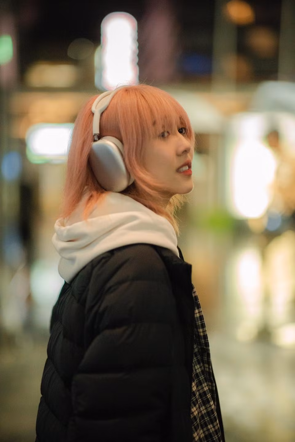 Gần đây Hậu Hoàng tham gia chương trình "Chị đẹp đạp gió 2024" thu hút về nhiều sự chú ý của người hâm mộ. (Ảnh: FBNV)