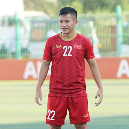 Sau một thời gian dài phải nghỉ thi đấu vì chấn thương, Lê Văn Xuân đang nỗ lực thi đấu để tìm lại phong độ tốt nhất và chứng minh tài năng của mình trong màu áo CLB Hà Nội và xa hơn là ĐTQG.