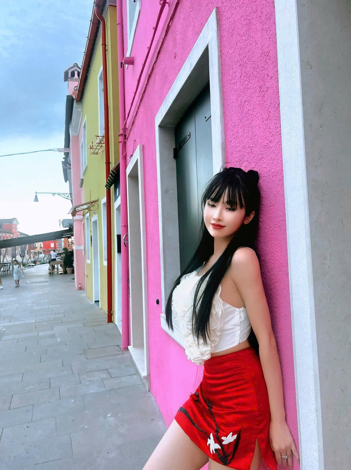 Cặp đôi thường xuyên đăng tải những hình ảnh ngọt ngào bên cạnh nhau.