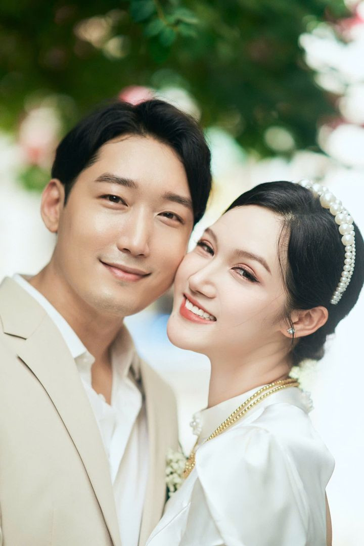 Ban đầu, Khang Thuỵ lại có thành kiến với các chàng trai Hàn Quốc vì từng chứng kiến các mối quan hệ phức tạp, nên Choi Sang Yong cũng không ngoại lệ. Chưa kể anh chàng lại quá trau chuốt vẻ bề ngoài nên cô còn ngỡ anh không thích con gái.