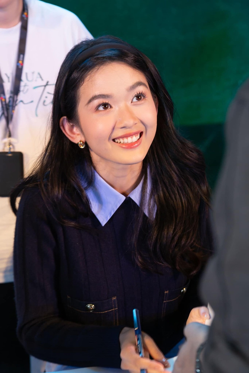 Cô cũng là một Tiktoker sở hữu lượng người theo dõi lớn nhờ ngoại hình xinh đẹp.