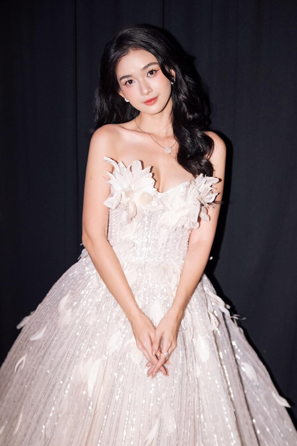 Trước khi đến với "Ngày xưa có một chuyện tình", Ngọc Xuân đã từng tham gia một số dự án phim truyền hình và MV ca nhạc.