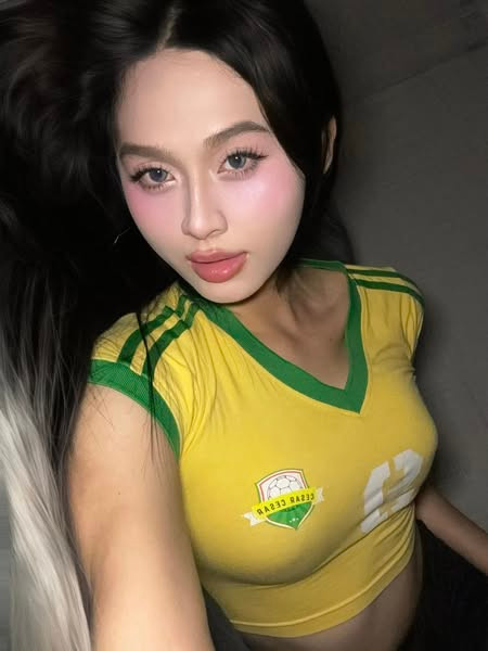 Với nhan sắc xinh đẹp, cô nàng được nhiều người hy vọng sẽ "làm nên chuyện" trong Miss International Queen Việt Nam năm nay. (Ảnh: FBNV)