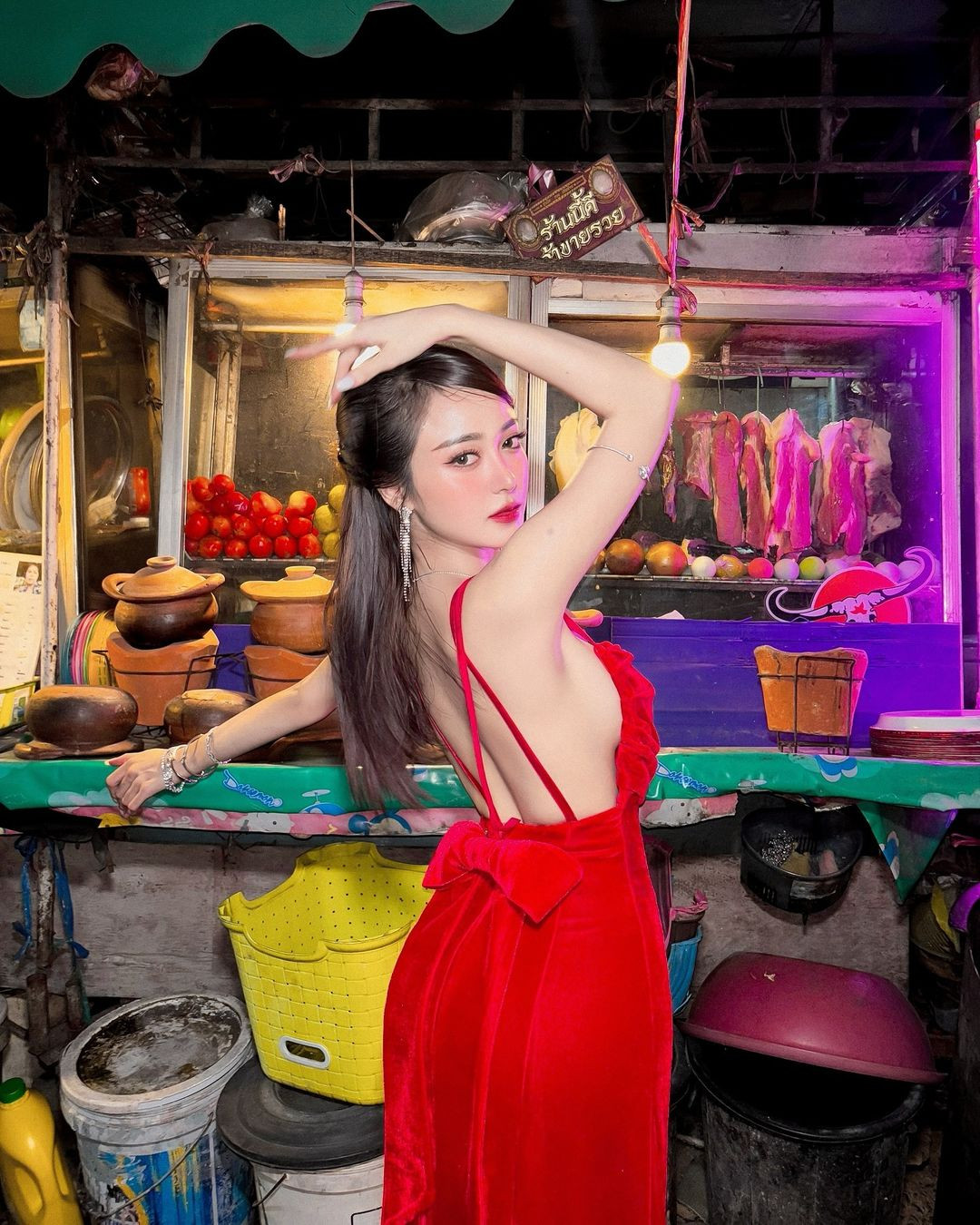 Hình ảnh của cô từng được lan truyền rộng rãi trên các diễn đàn Châu Á, đặc biệt được cộng đồng yêu mến.