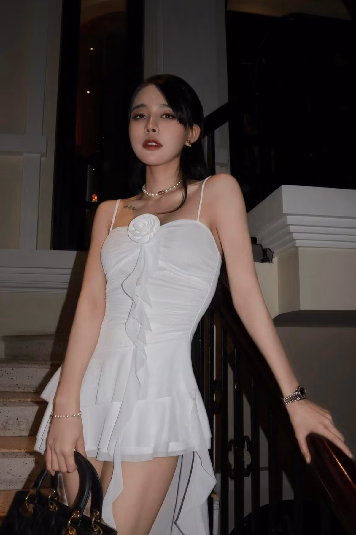 Cô nàng thường đăng tải những hình ảnh cuộc sống lên trang cá nhân.