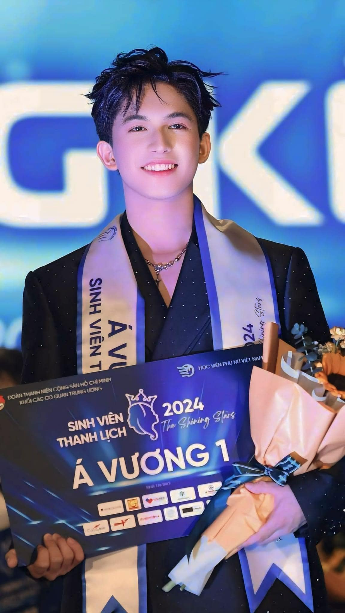 Tùng Sơn sở hữu nụ cười đốn tim nhiều cô gái.