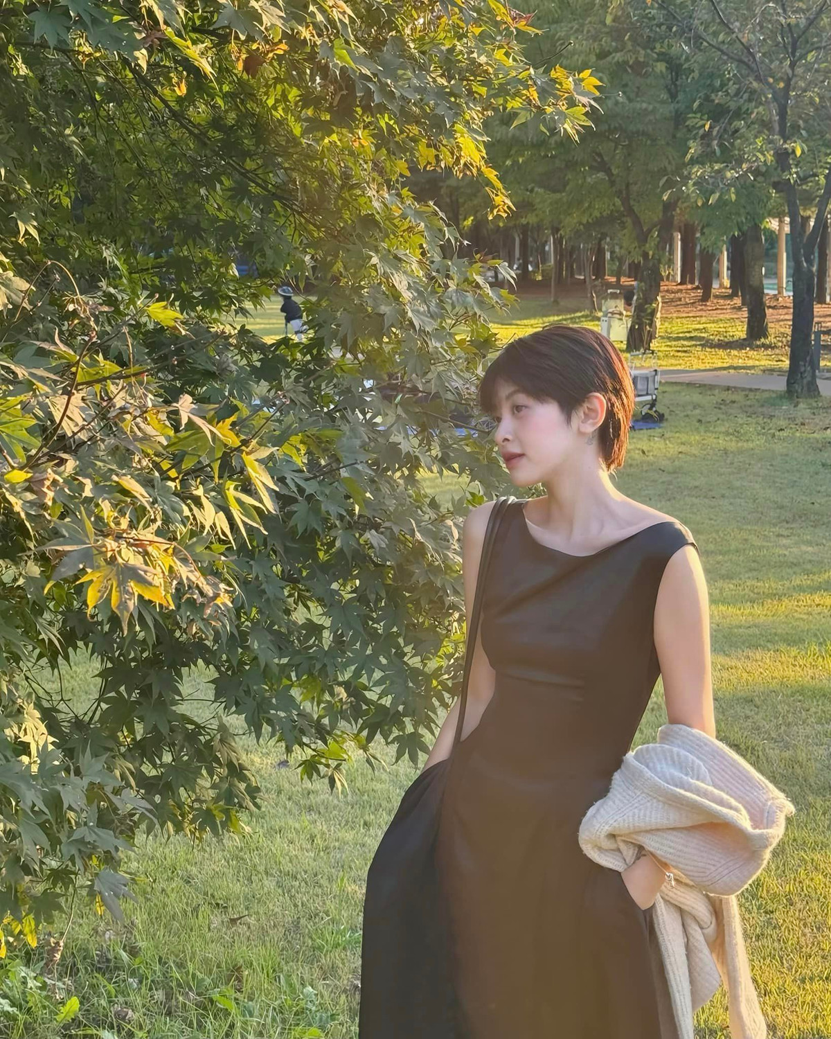 Ngoài công việc KOL, cô còn có những hoạt động khác như kinh doanh, làm mẫu ảnh, tham gia sự kiện,…