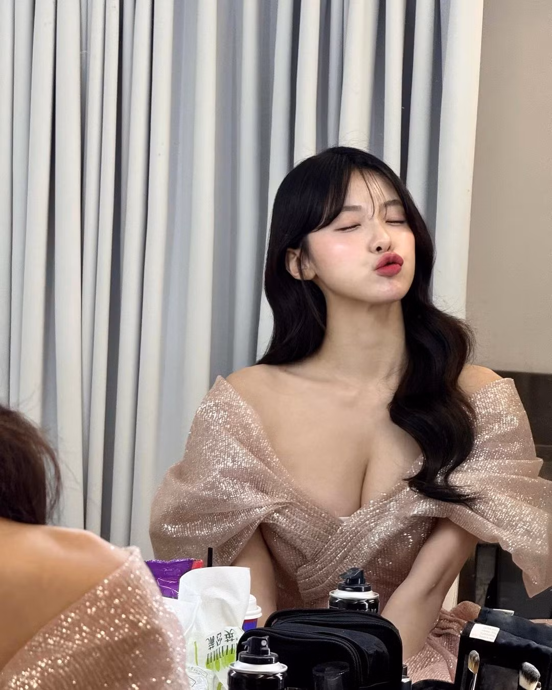 Lee Da Hye sở hữu thân hình mảnh mai nhưng vô cùng gợi cảm.