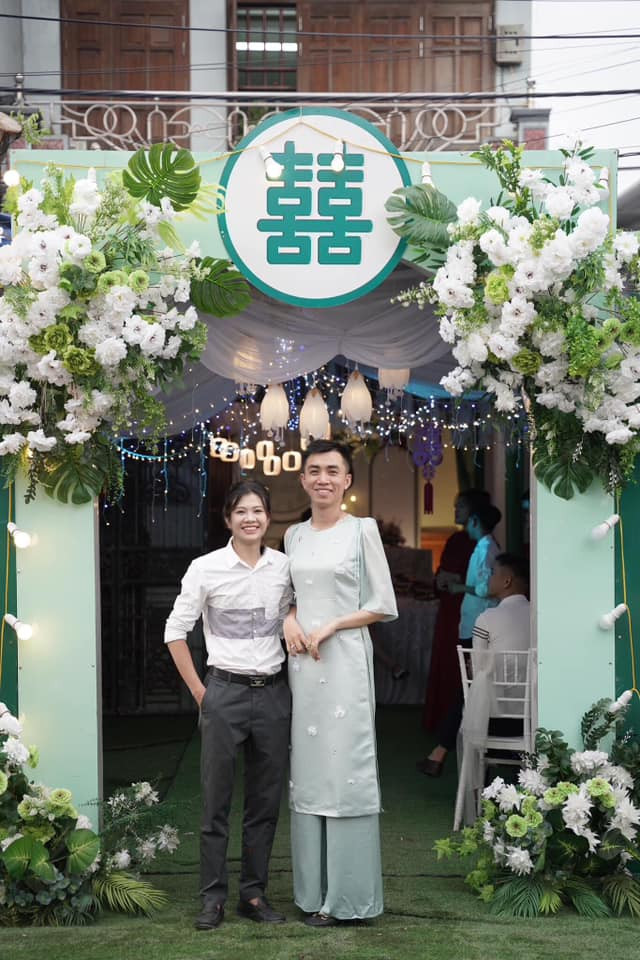 Hoặc chỉ cần đổi mặt...