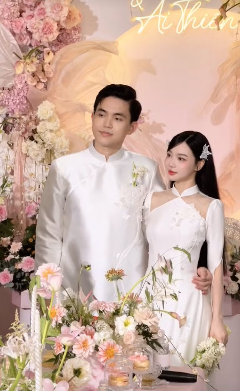 Vicky Thiên Trần từng là du học sinh Úc và được biết đến khi hoạt động mạnh mẽ trong làng game.