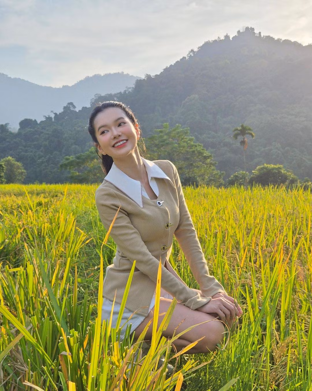 Ngoài là một diễn viên, Yên Đan cũng được biết đến với vai trò Beauty Blogger, có hơn 467K lượt theo dõi trên TikTok. Cô nàng tham gia chương trình Ngôi Sao Chốt Đơn 2024, gia nhập team Phạm Thoại và xuất sắc giành giải Quán quân.